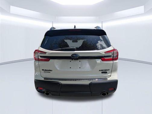 Crystal White Pearl 2023 Subaru Ascent Onyx Edition