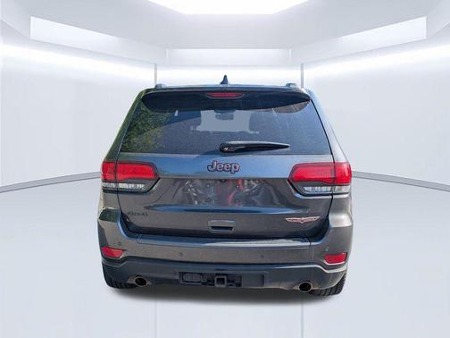 Granite Crystal Clearcoat Metallic 2020 Jeep Grand Cherokee Trailhawk