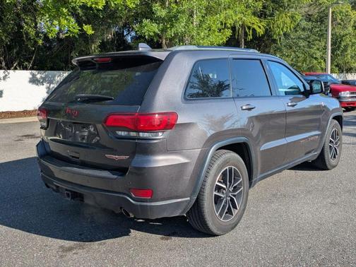 Granite Crystal Clearcoat Metallic 2020 Jeep Grand Cherokee Trailhawk
