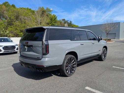 2025 Cadillac Escalade ESV V-Series