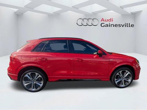 Tango Red Metallic 2021 Audi Q3 45 S line Premium