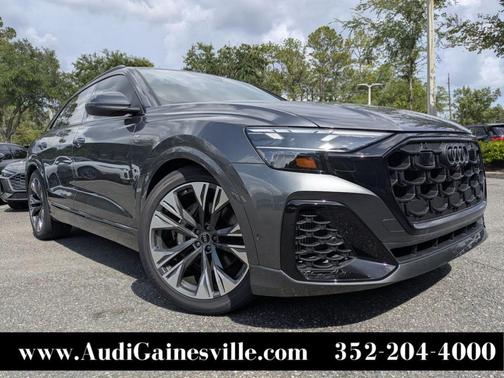 Daytona Gray Pearl 2026 Audi Q8