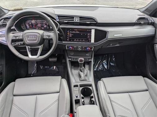 2025 Audi Q3 45 S line Premium