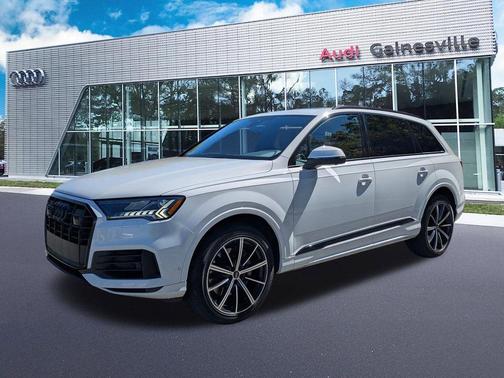 2023 Audi Q7 55 Premium Plus