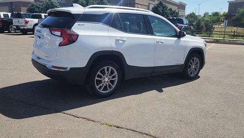 Summit White 2024 GMC Terrain SLT