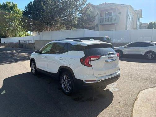 Summit White 2024 GMC Terrain SLT