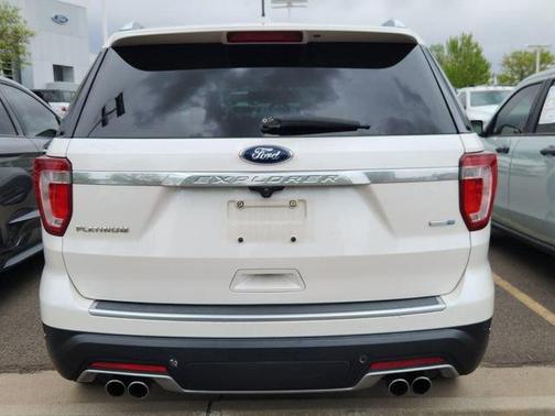 White Platinum Tri-Coat Metallic 2018 Ford Explorer Platinum