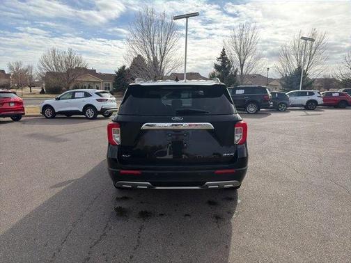 Black Metallic 2024 Ford Explorer XLT