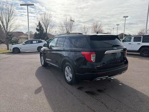 Black Metallic 2024 Ford Explorer XLT