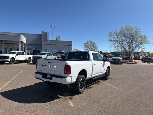 Bright White Clearcoat 2025 RAM 2500 Laramie