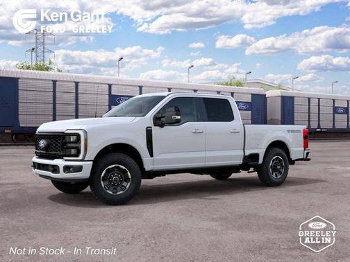 Star White 2027 Ford F-250 Lariat