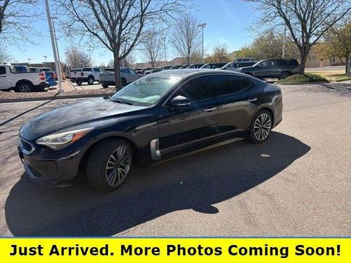 Aurora Black 2018 Kia Stinger Premium
