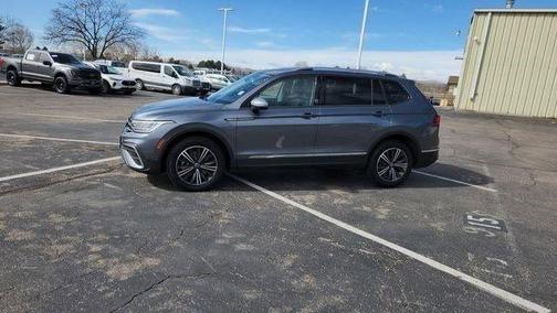 Platinum Gray Metallic 2024 Volkswagen Tiguan 2.0T Wolfsburg Edition