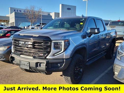 2023 GMC Sierra 1500 AT4X