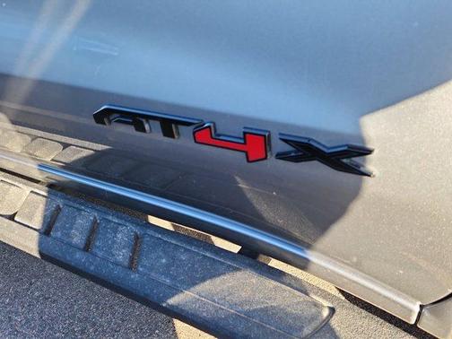 2023 GMC Sierra 1500 AT4X