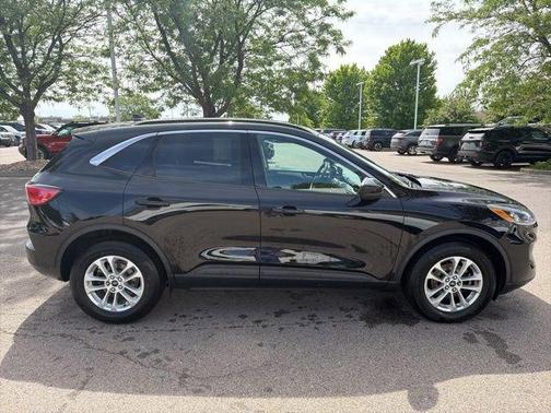 Black Metallic 2021 Ford Escape SE