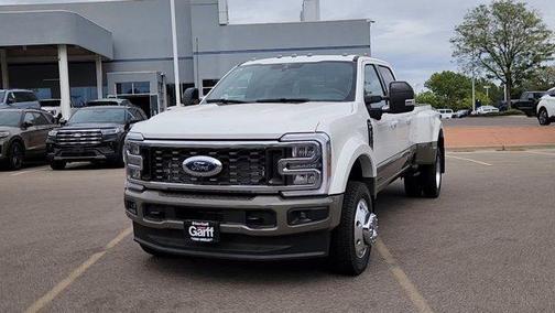 Star White 2026 Ford F-450 King Ranch