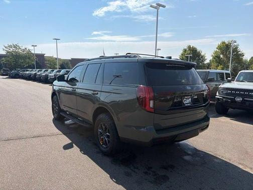 Green 2025 Ford Expedition Tremor