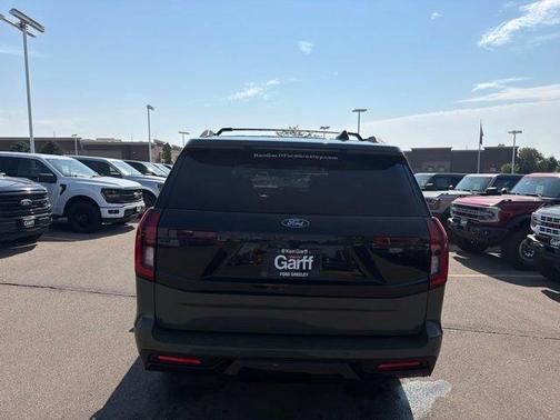 Green 2025 Ford Expedition Tremor