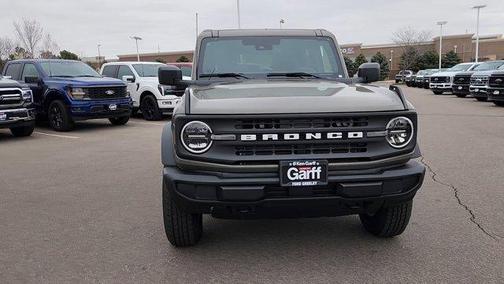 Carbonized Gray Metallic 2026 Ford Bronco Big Bend