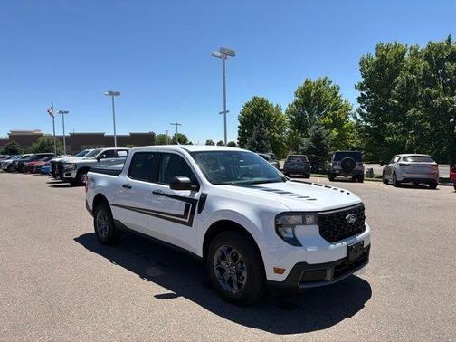 Oxford White 2025 Ford Maverick XLT