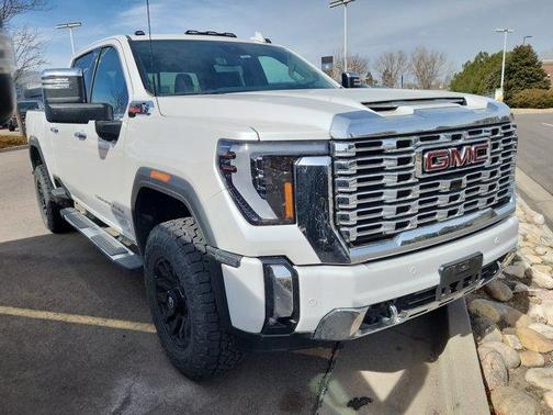 2024 GMC Sierra 2500 Denali