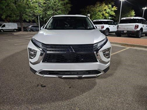 White Diamond 2025 Mitsubishi Eclipse Cross SE