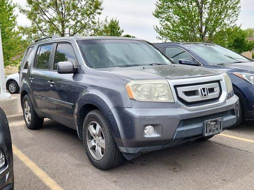 Polished Metal Metallic 2010 Honda Pilot EX-L