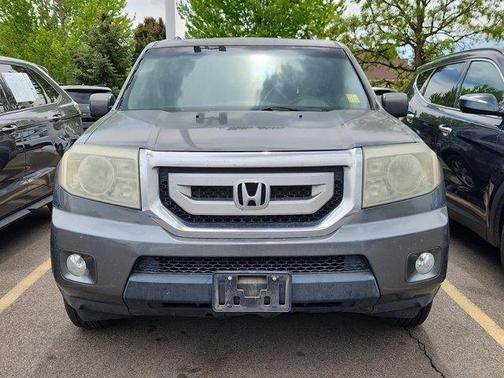 Polished Metal Metallic 2010 Honda Pilot EX-L