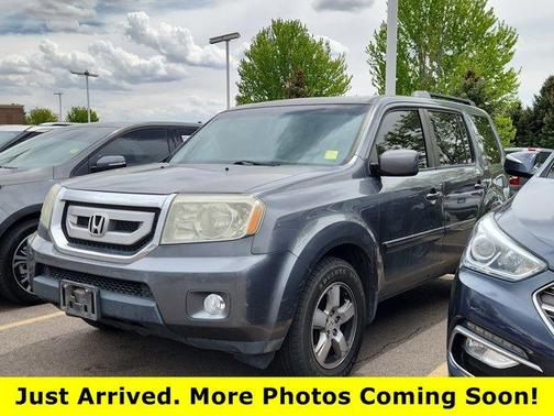 Polished Metal Metallic 2010 Honda Pilot EX-L