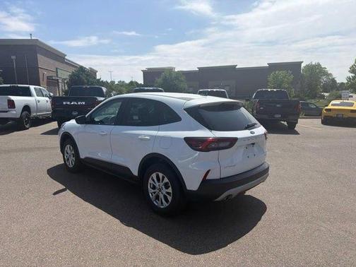 Oxford White 2025 Ford Escape Active
