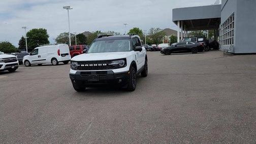 Oxford White 2025 Ford Bronco Sport Outer Banks