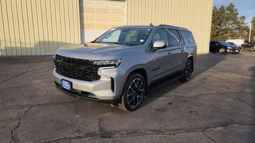 2023 Chevrolet Suburban RST