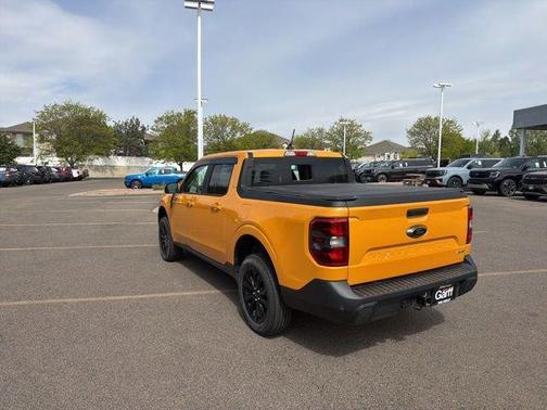Cyber Orange Metallic Tricoat 2023 Ford Maverick Lariat