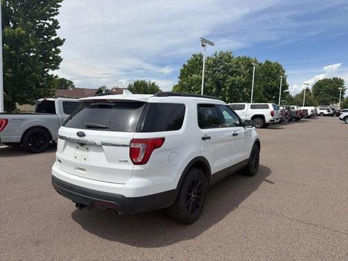 Oxford White 2016 Ford Explorer Base