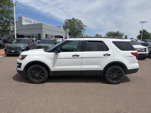 Oxford White 2016 Ford Explorer Base