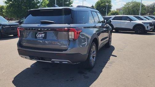 Carbonized Gray Metallic 2026 Ford Explorer Active