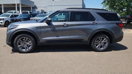 Carbonized Gray Metallic 2026 Ford Explorer Active