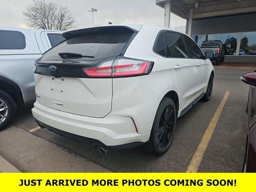 White Metallic 2020 Ford Edge ST Line