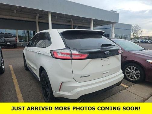 White Metallic 2020 Ford Edge ST Line