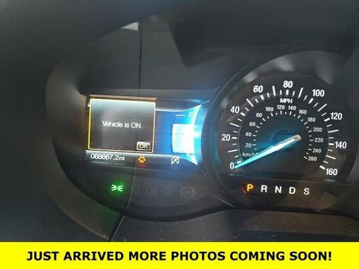 White Metallic 2020 Ford Edge ST Line