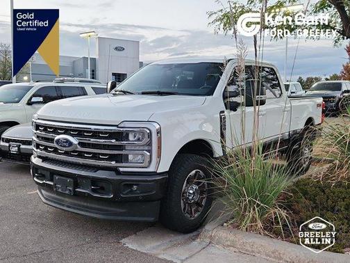 Oxford White 2025 Ford F-250 King Ranch