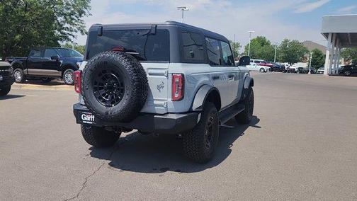 Avalanche Gray 2026 Ford Bronco Outer Banks