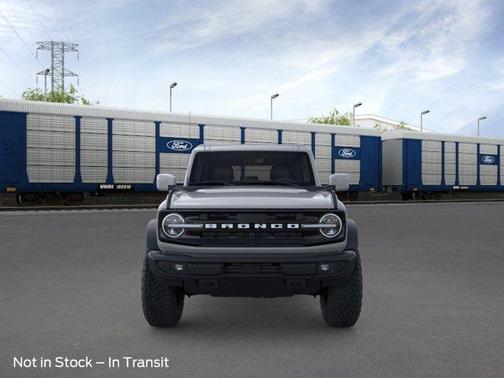 Avalanche Gray 2026 Ford Bronco Outer Banks