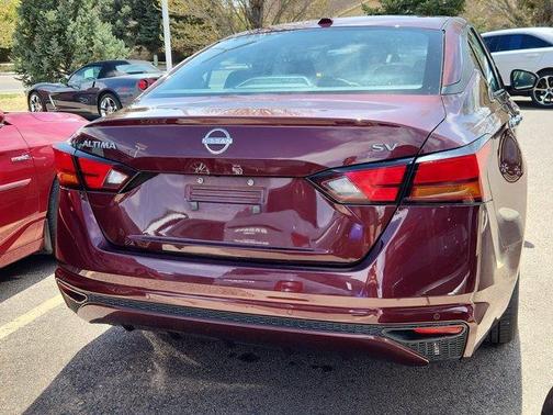 Garnet Pearl 2024 Nissan Altima 2.5 SV