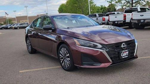 Garnet Pearl 2024 Nissan Altima 2.5 SV