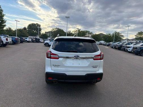 Crystal White Pearl 2020 Subaru Ascent Limited 7-Passenger