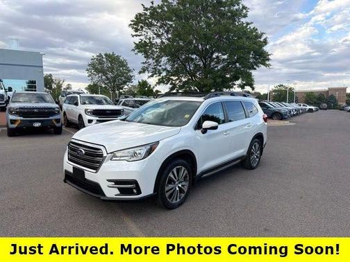 Crystal White Pearl 2020 Subaru Ascent Limited 7-Passenger