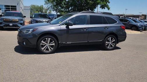 Magnetite Gray Metallic 2018 Subaru Outback 3.6R Limited