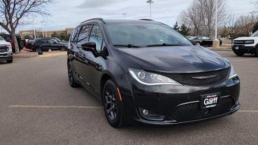 2019 Chrysler Pacifica Limited